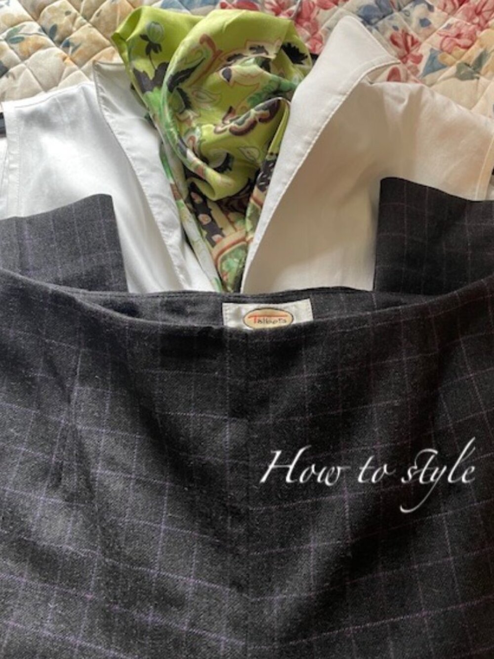 Talbots wool checkered Slacks (Pants) in size 2 petite